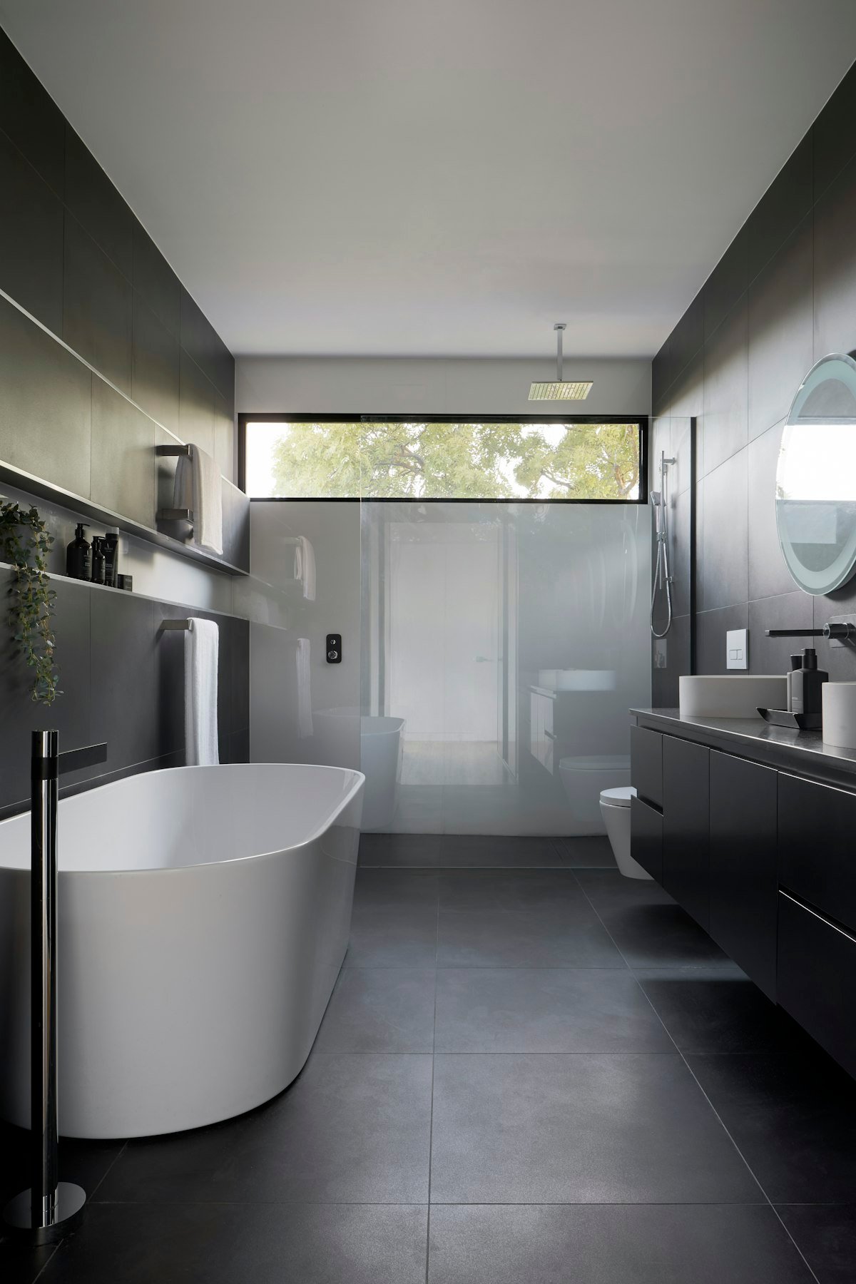 Rue Dumas Courtyard Home - Ensuite Bathroom