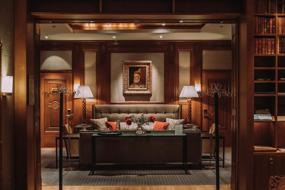 Rue Suffren Heritage Suites - Living Salon