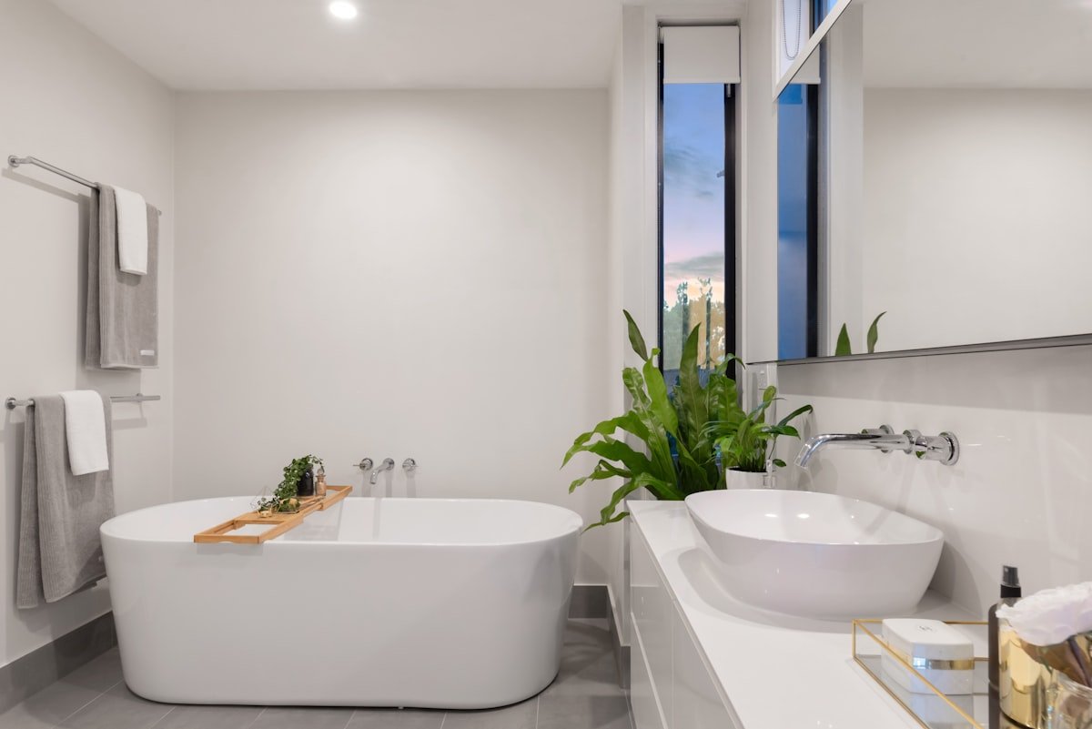 Ocean Crest Promenade Residence - Ensuite Bathroom