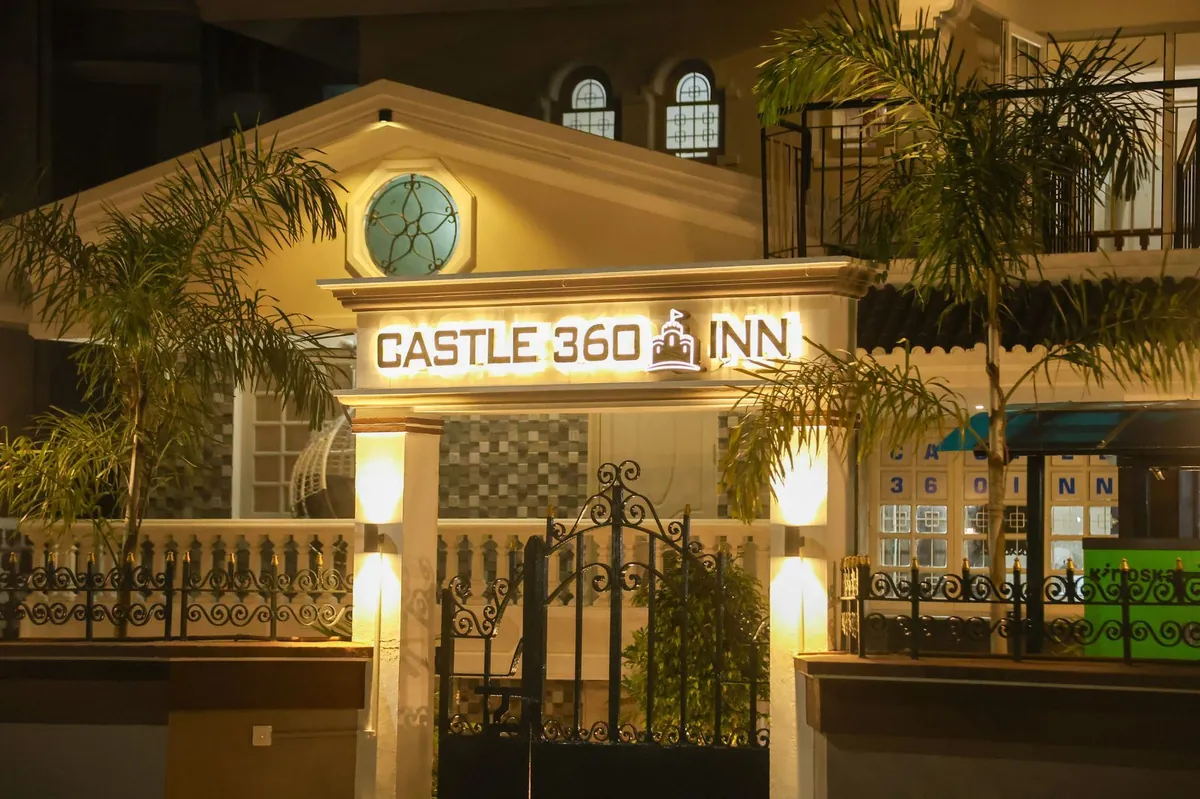 CASTLE 360 INN